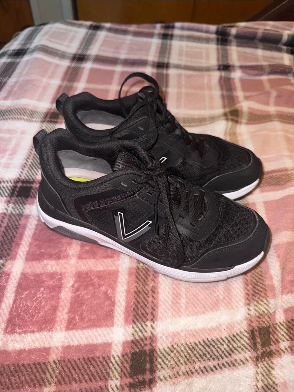 Vionic Walk Strider Mesh Black Walking Sneakers Womens Size 7.5 Athletics Shoes